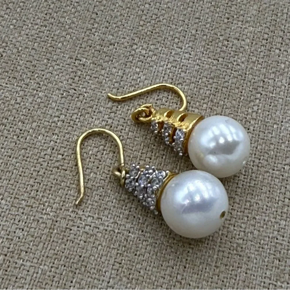 Elegant Gold and faux White Pearl Drop Earrings